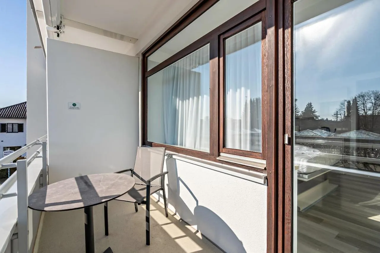 Huber Living Basic 206 Lejlighed Germering